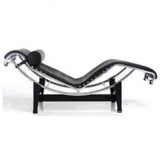 LC4, Le Corbusier, Pierre Jeanneret, Charlotte Perriand, Collection 'Cassina I Maestri' 